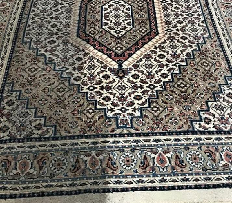 Area-Rug-Cleaning-2-1 1